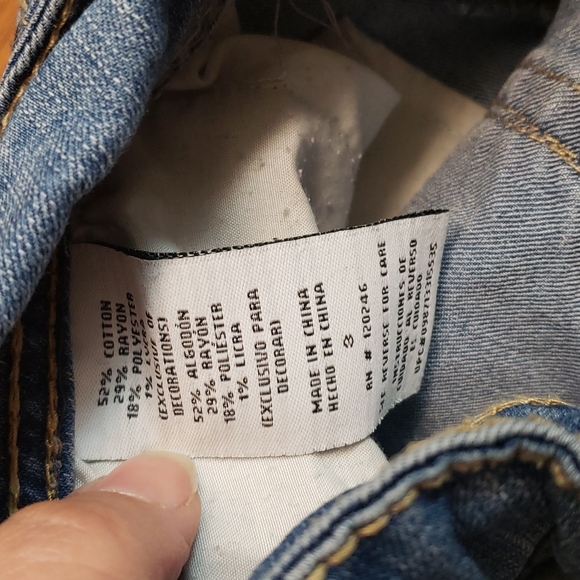 🎉HP🎉 Wallflower skinny jeans, size 3 - Picture 5 of 6